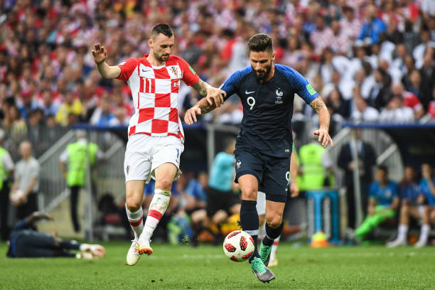 迷提供了更 迷提供了更